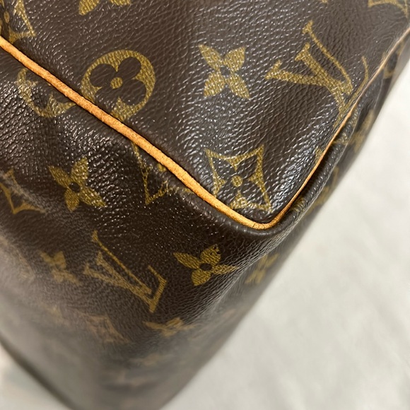 Authentic Louis Vuitton speedy 30 - Picture 9 of 17